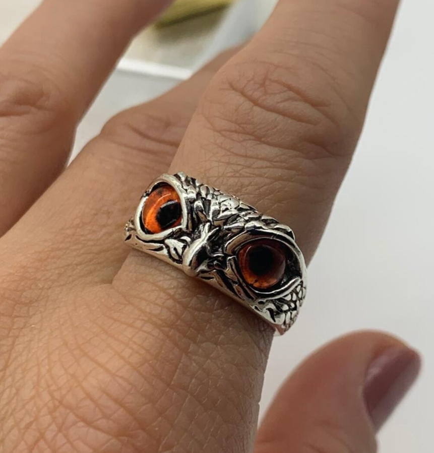 Picture of Eyes Owl/Ullu Bird Face Design Thumb Finger Ring Alloy Silver Plated Ring