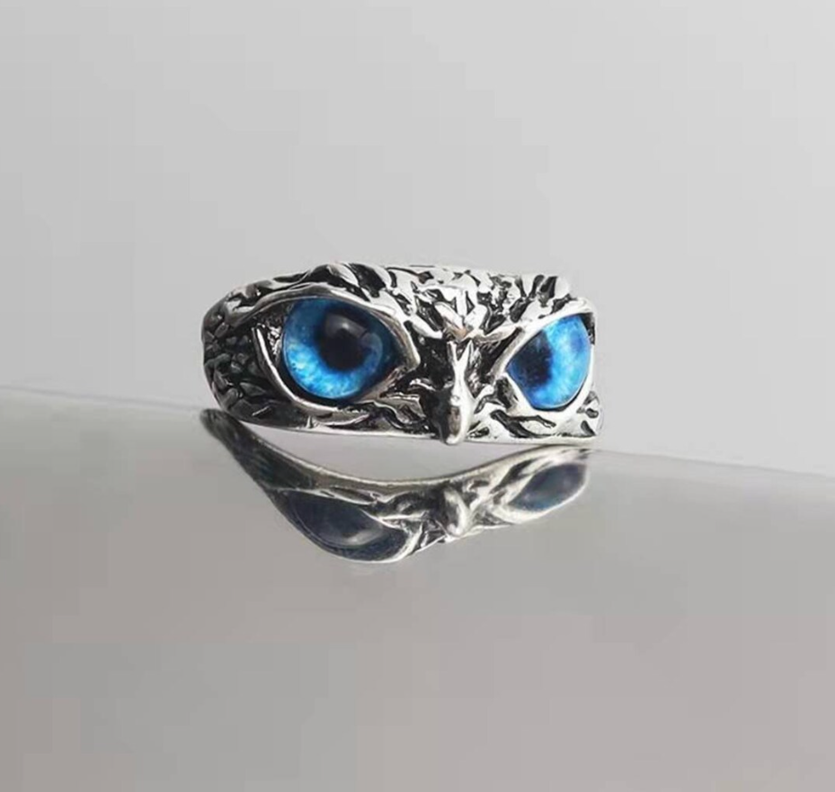 Picture of Eye Finger Ring- Owl Fashion Finger Ring For Men - Blue Eye Finger Ring