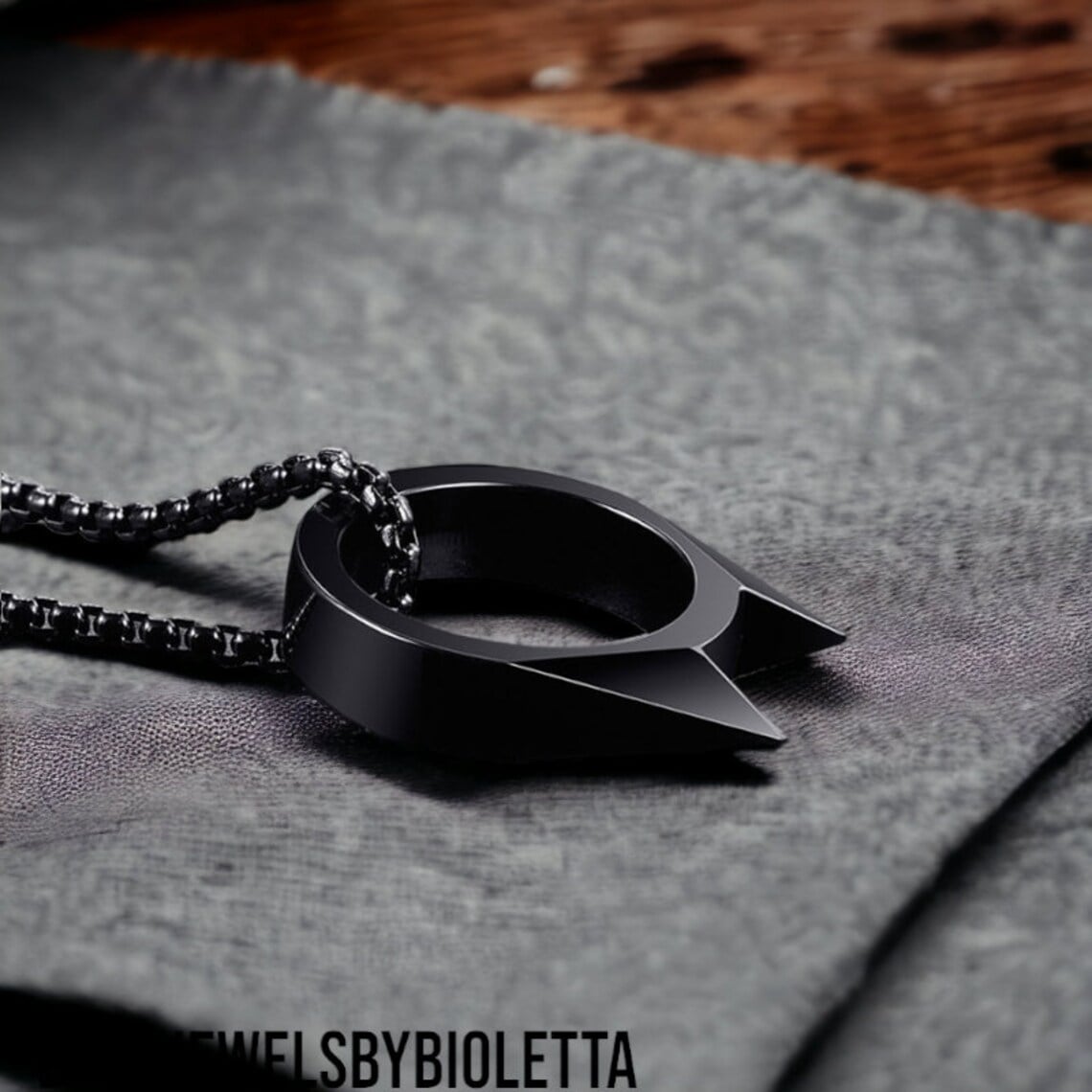 Picture of Man Multifunctional Safe Finger Rings - Black