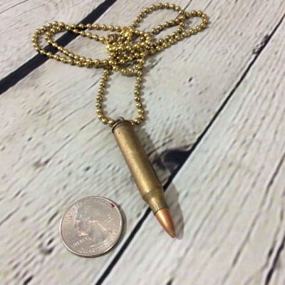 Picture of Real Look Pendant Chain For Men
