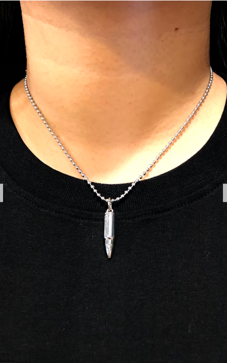 Picture of Real Look Pendant Chain For Men