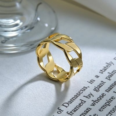 Picture of Self-defense Stainless Steel Ring- Fashionable Finger Ring - Gold