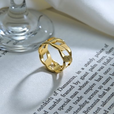 Picture of Glden Style Mens And Womens Thorn Jewelry Ring- Steel Finger Ring - Gold