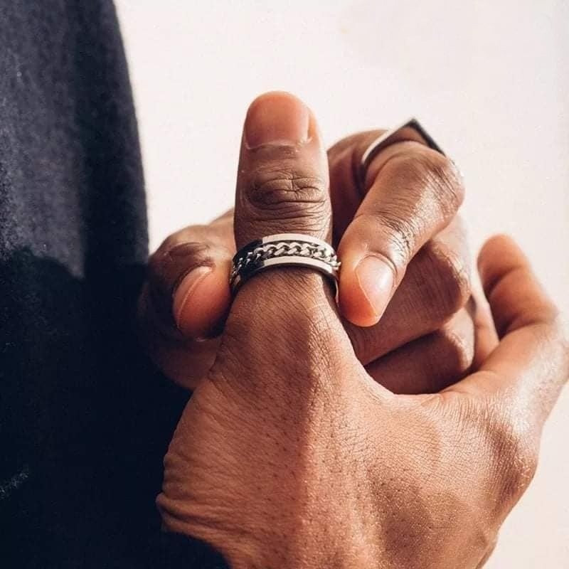 Picture of Stainless Steel Ring Fashion Jewelry Chain Ring- Chain Finger Ring - Silver