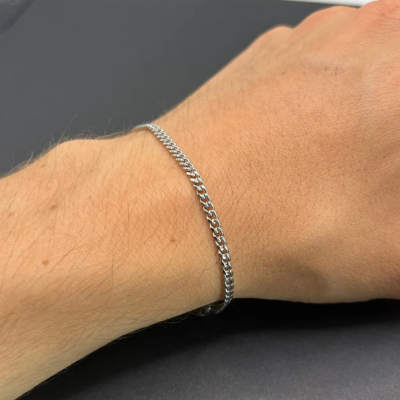Picture of Attractive Slim Bracelet For Men-Best Bracelet - Silver