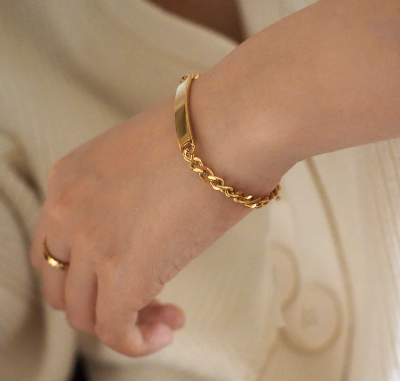 Picture of Stylish Bracelet -Powerful Stainless Steel- Fashion Chain Bracelet - Gold