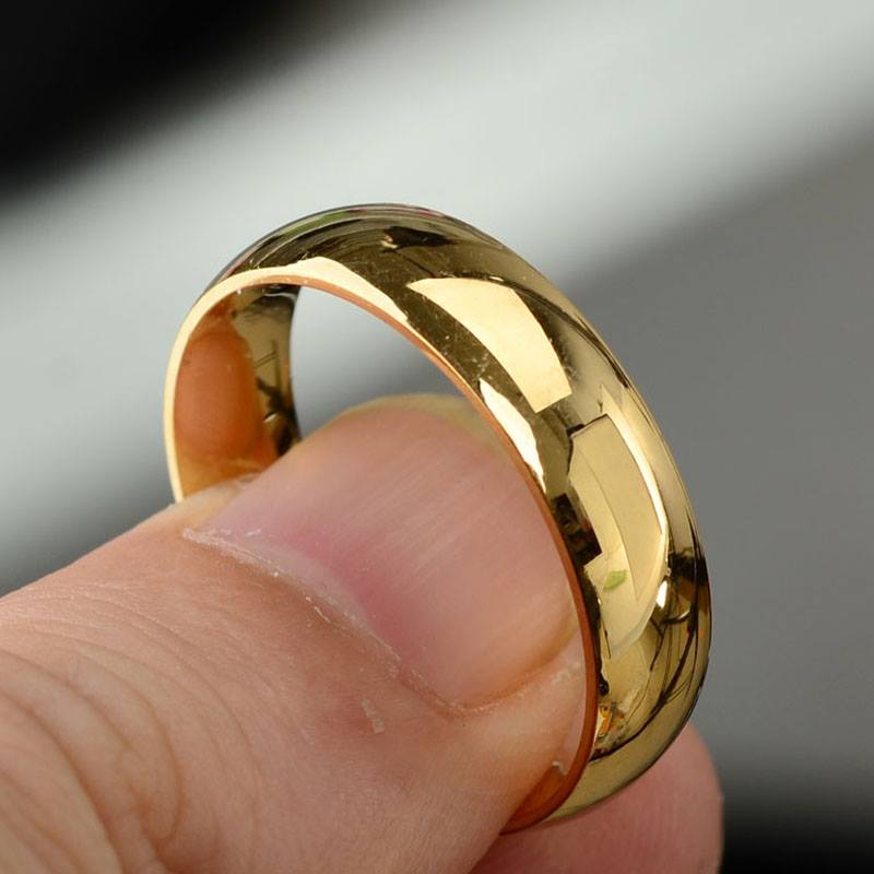 Picture of Stainless Steel Ring Fashion Jewelry Finger Ring - Gold