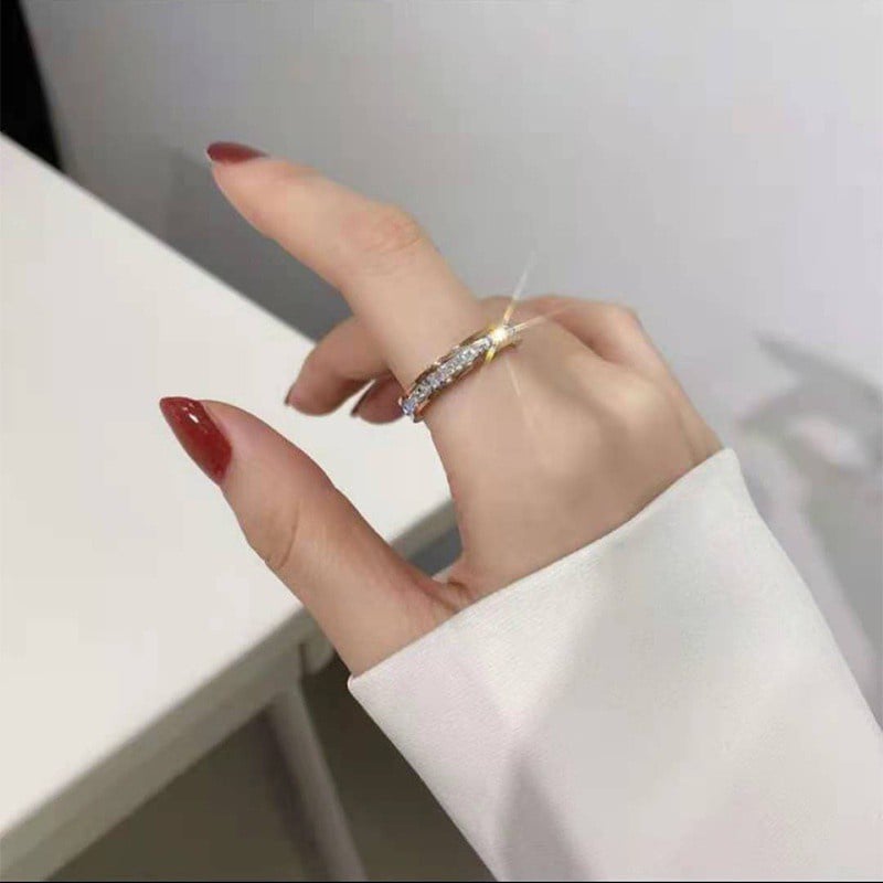 Picture of Stainless Steel Ring- Fashionable Finger Ring - Gold