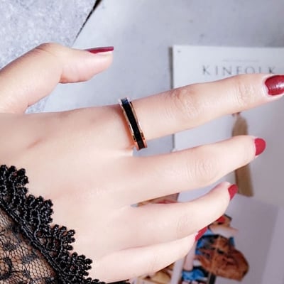 Picture of Stylish Stainless Steel Ring For Women- Fashion Finger Ring - Black
