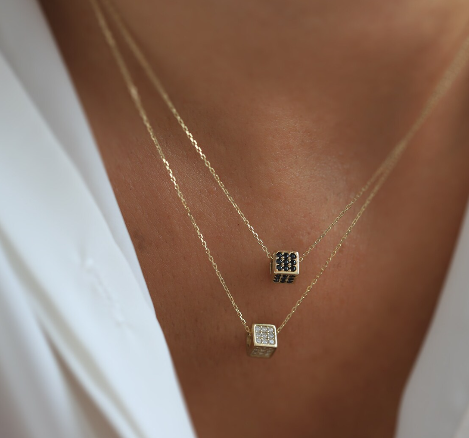 Picture of Simple Fashionable Necklace Necklace- Fashion Chain Locket - Gold
