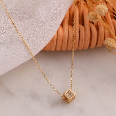 Picture of Simple Fashionable Necklace Necklace- Fashion Chain Locket - Gold