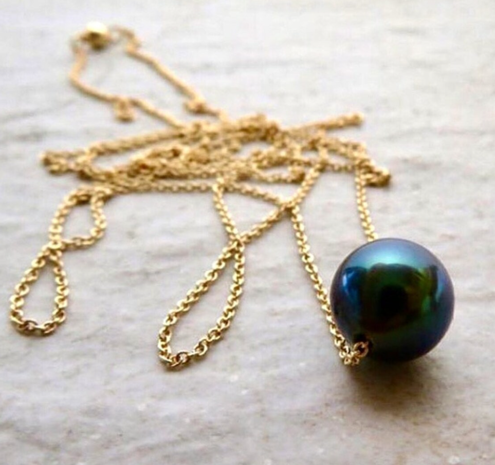 Picture of Thick Snake Chain Necklace- Stylish Snake Chain- Fashionable Snake Fashion Chain Locket - Black