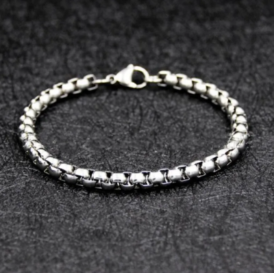 Picture of New American Bracelet For Men-Stylish Bracelet For Men - Silver