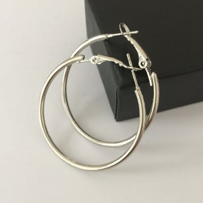 Picture of Silver Fashionamble Round Ear Ring For Women - 1 Pair - Silver