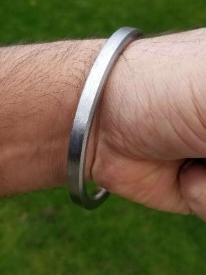 Picture of Stylish Bracelet -Powerful Stainless Steel- Fashion Bracelet - Silver