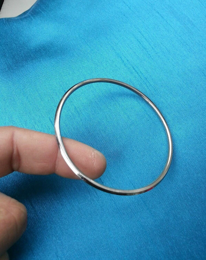Picture of Men Bracelet Gifts Mens Hand Round Bracelet-Man's Bracelet - Silver