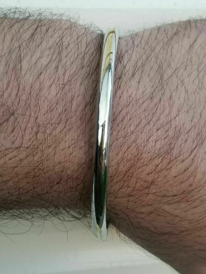 Picture of Fashion New Round Bracelet for Men- Attractive Bracelet - Silver