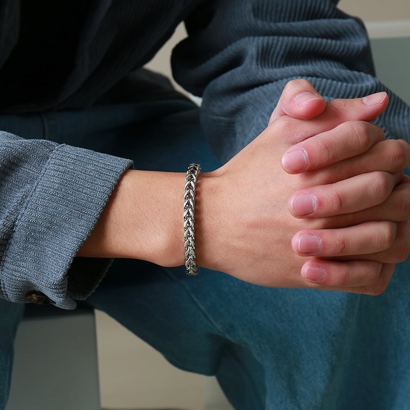 Picture of Unique Chain Bracelet For Men In Titanium