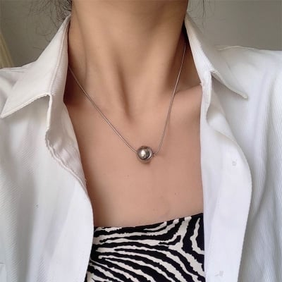 Picture of Korean Girls Ins Pearl Necklace Pendant Clavicle Chain - Silver