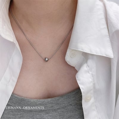 Picture of Pearl Stylish Client Necklace for Ladies - Silver