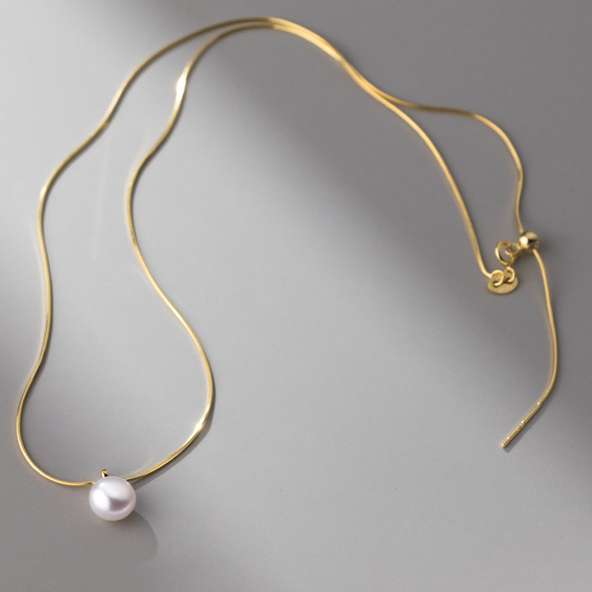 Picture of Minimalist Single Pearl Necklace stylish Girls