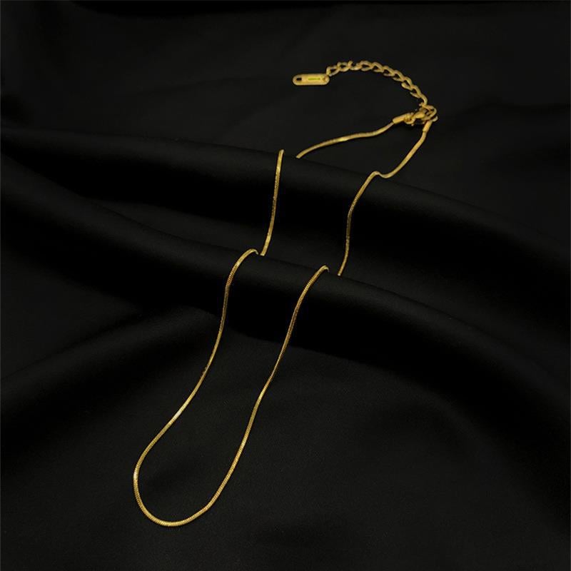 Picture of Trendy Fashion Snake Chain Necklaces for Women - Gold