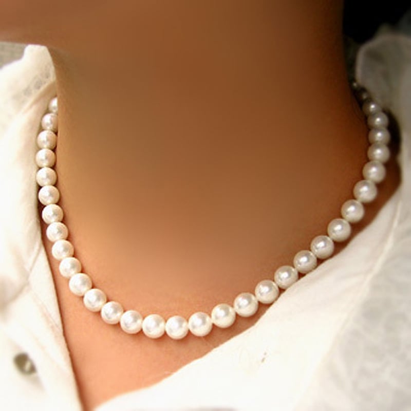 Picture of Simple Pearl Chain Women Dating Wedding Tavelling - White
