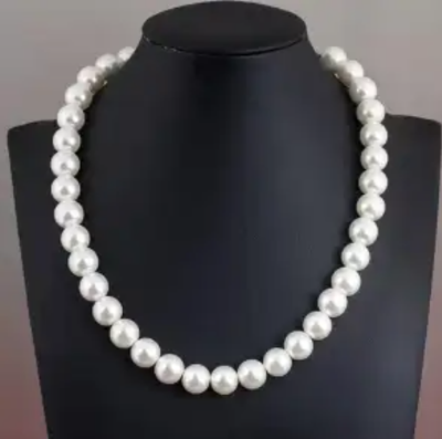 Picture of Trending Chain Designs with Attractive Look for Women - White