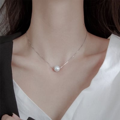 Picture of Pearl Stylish Client Necklace for Ladies - Silver