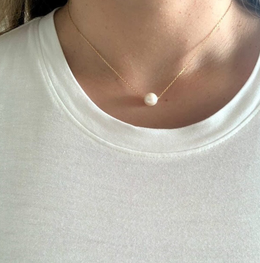 Picture of Korean Girls Ins Pearl Necklace Clavicle Chain - Golden & White