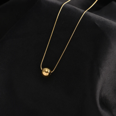 Picture of Stylish Short Women's Necklace Fashionable Jewelry Accessory - Gold