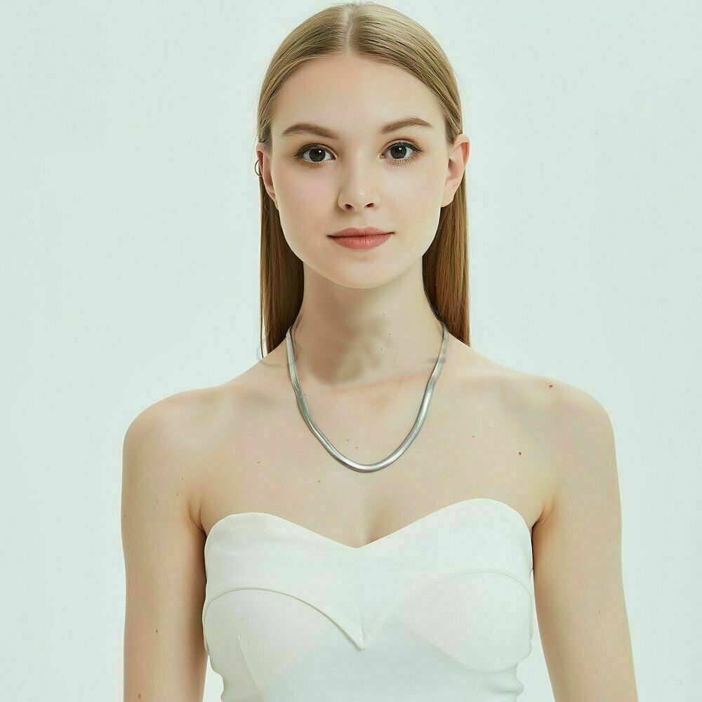 Picture of Minimalist Necklace Long Chain for ladies
