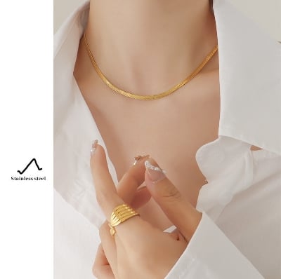 Picture of Latest New Fashion Snake Designs Necklace for Women