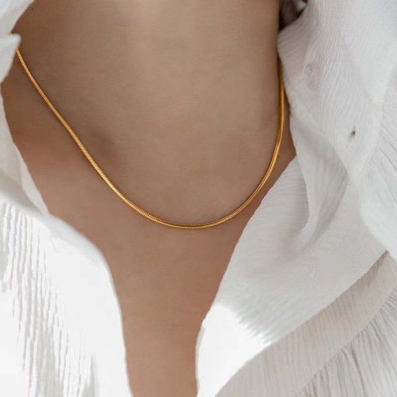 Picture of Solid Necklaces/ Cuban Link Curb Chain Gift / Christmas Gifts For Women - Gold