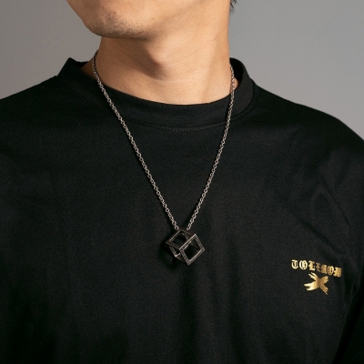 Picture of New Fashion Vertical Bar Necklace for Men