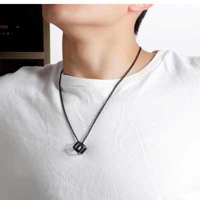 Picture of New Fashion Vertical Bar Necklace for Men