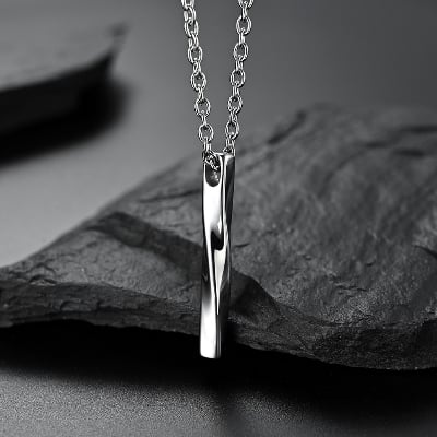 Picture of New Modal Vertical Bar Necklace for Men - Silver
