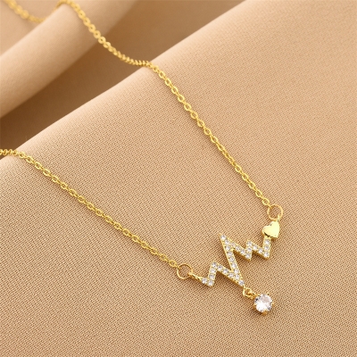 Picture of Fashionable Hart Necklace for Women Necklaces - Gold