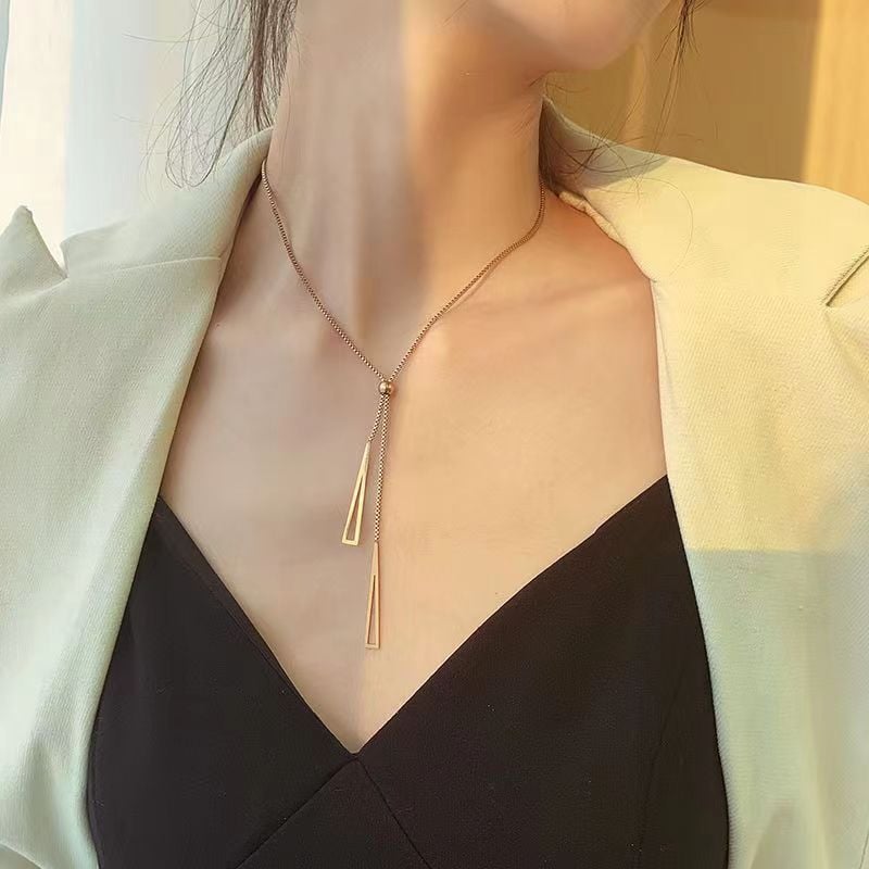 Picture of Korean Style Fashion Heart Necklace for Women - Gold