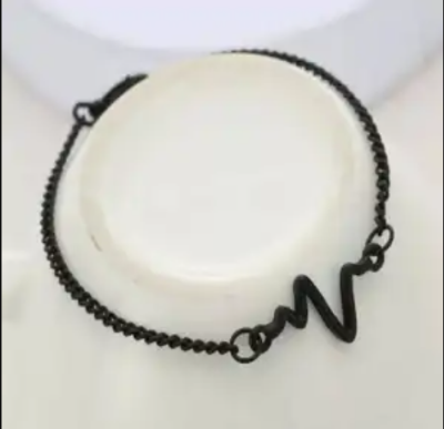 Picture of Women's Heart Bracelet New Fashion Jewelry Gift for Girlfriend Mom Women's Heart Bracelet - Black