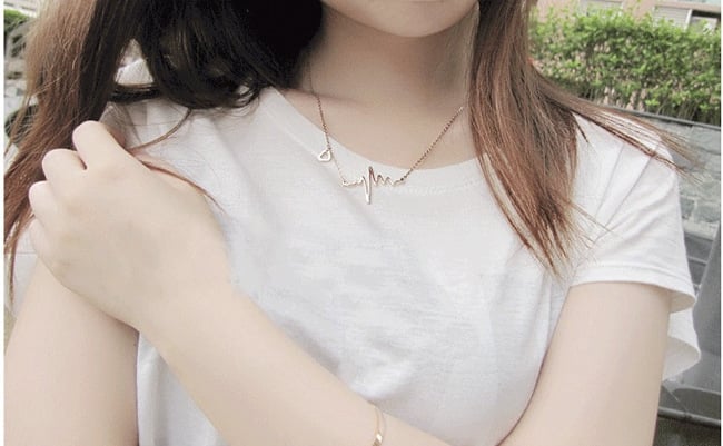 Picture of Fashion Sweet Pearl HardShape Droplets Chain Necklace - Gold