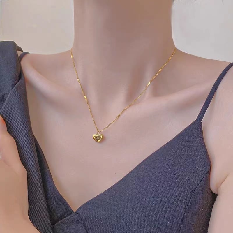 Picture of Single Love Stainless Steel Necklace For Woman - Gold