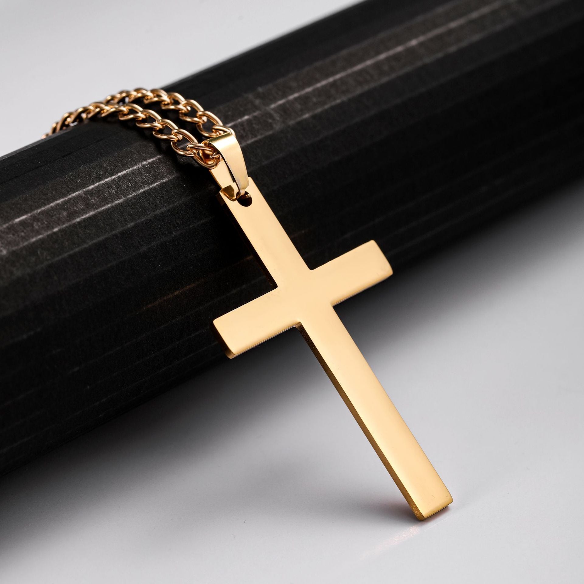 Picture of Necklaces Vintage Gothic Cross Necklace Cool Street Style Punk Jewelry for Men - Gold