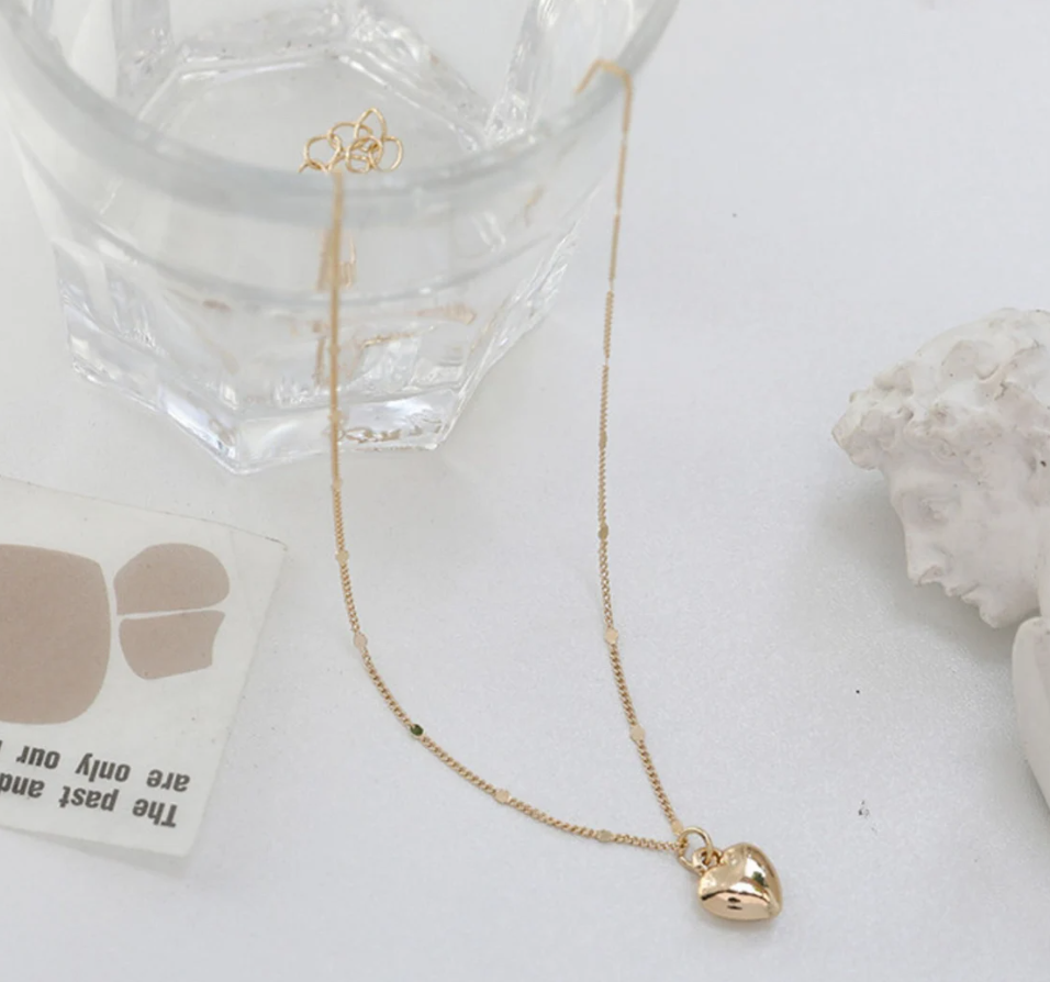 Picture of Cheap Heart Pendant Necklace For Girls Women - Gold