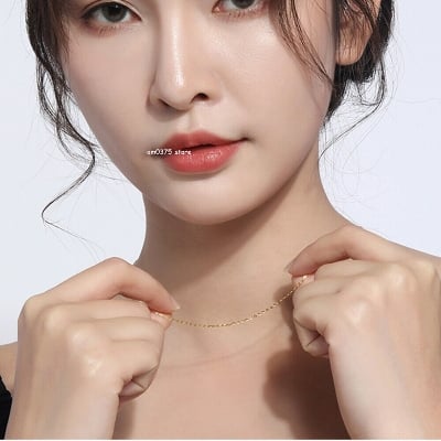 Picture of Trendy Fashion New Necklaces for Women - Gold