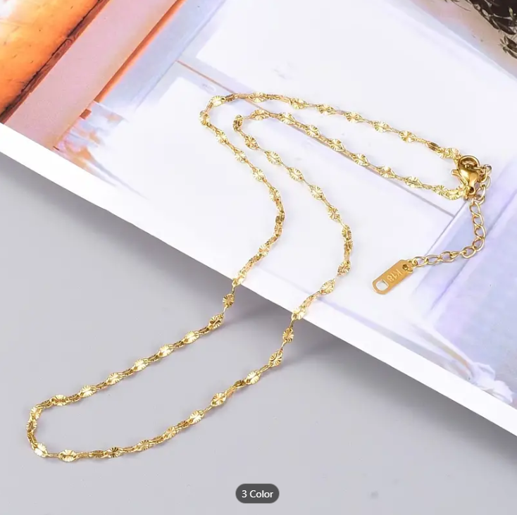 Picture of Fashion Necklace Clavicle Sweet Cool Simple Necklace For Women - Gold