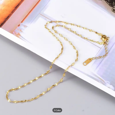 Picture of Fashion Jewellery Stylish Necklace For Women and Girls - Gold