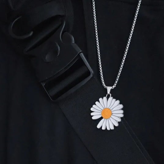 Picture of Flower Jewelry Dainty Chain Necklace for Men Women New Collection - Necklace for Boy Stylish - Silver
