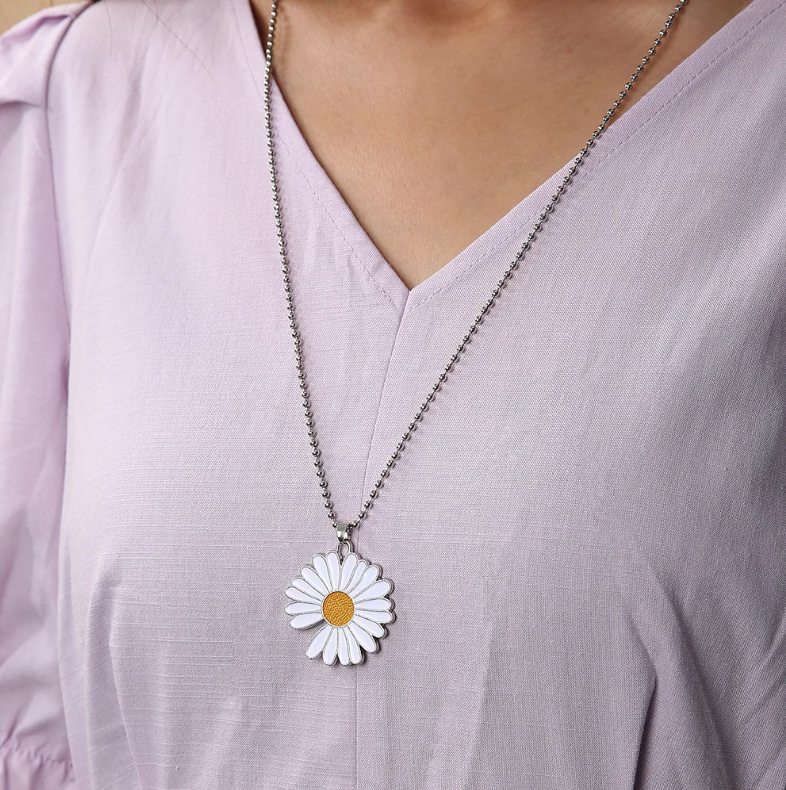 Picture of Fashionable Necklace For Sunflower Necklace Ins Girl - Silver