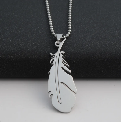 Picture of Sterling New Peacock Feather Necklace For Men - Silver